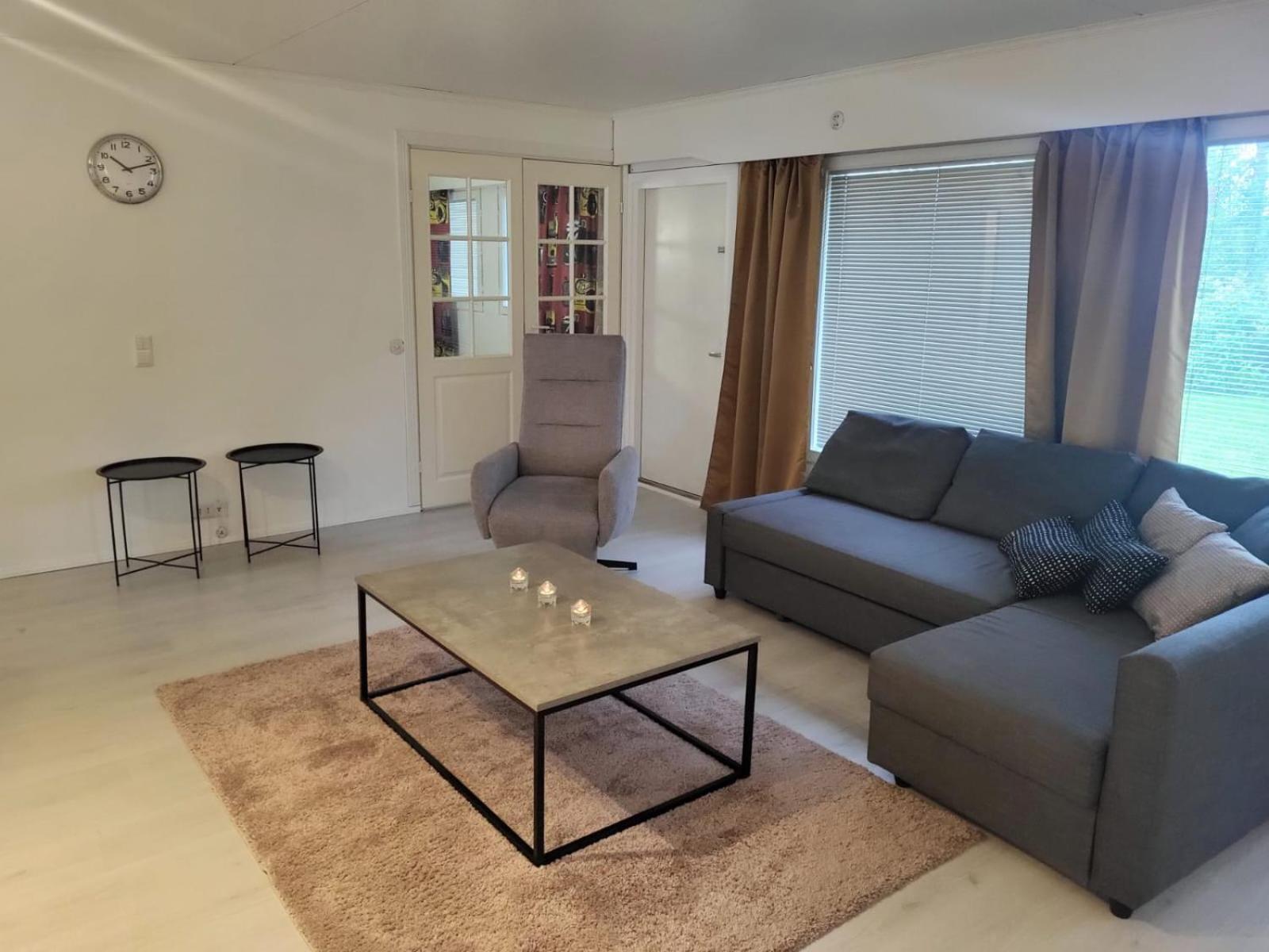 Tilava Uudistettu Perheasunto Appartement Rovaniemi Buitenkant foto